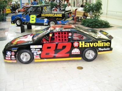 ManassasMall2003 037.jpg